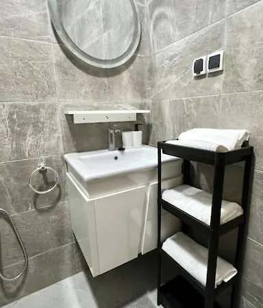 Studio Central & Peaceful Accommodation - Hassan 1Br App At The Heart Of Rabat Exterior photo